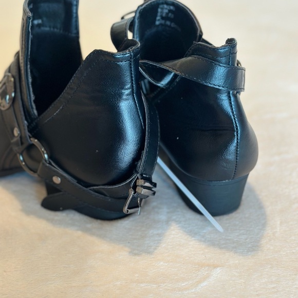 GC Shoes size 7.5 Elisa Black Ankle Booties - Picture 4 of 5